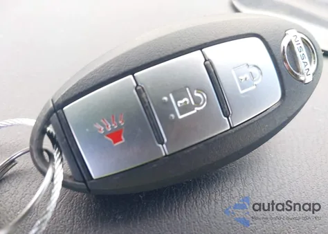 2018 Nissan Pathfinder S from USA, damaged, VIN 5N1DR2MM8JC632451